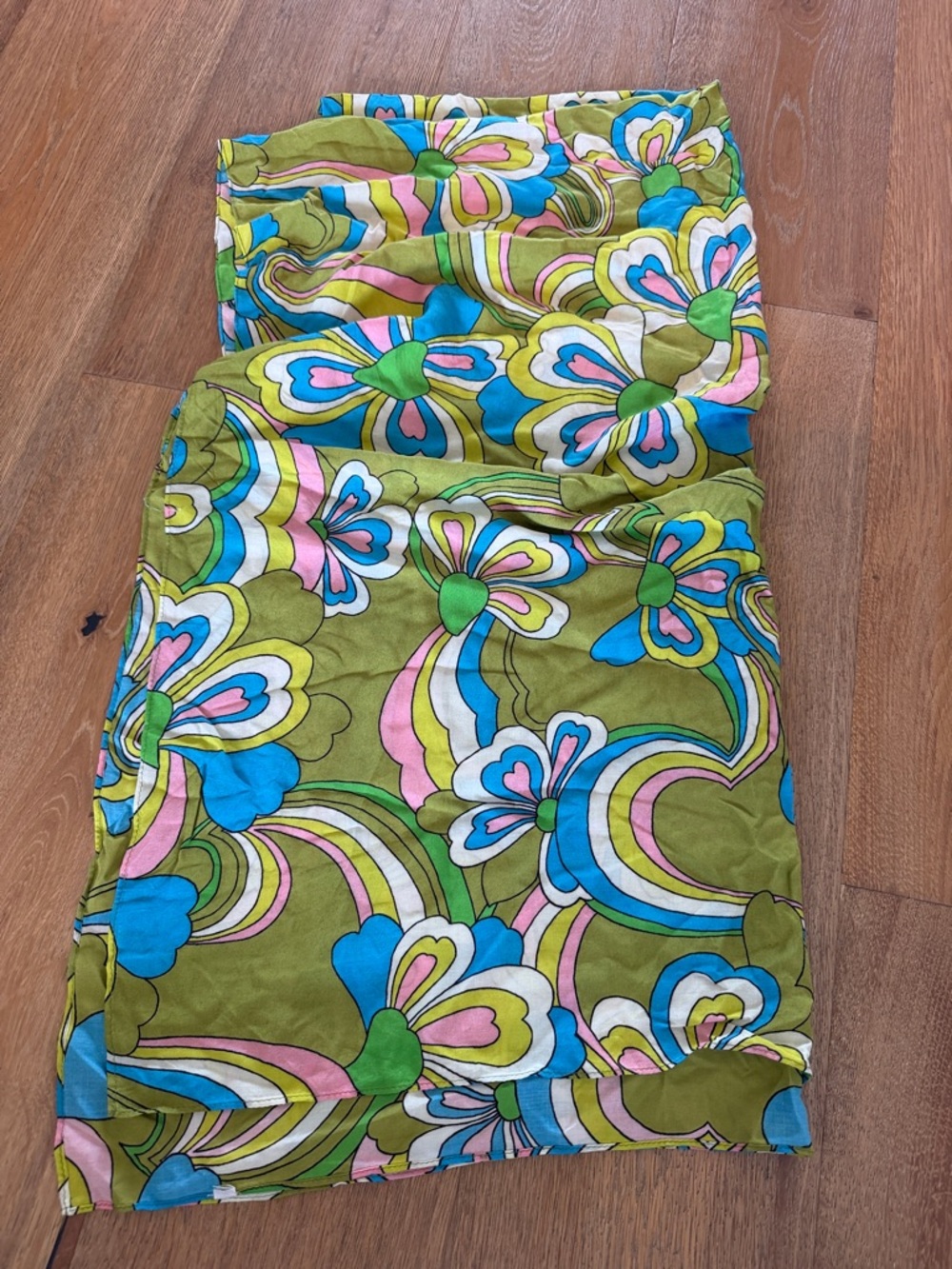 Vibrant Floral Retro Print Mini Sarong - Olive, Blue, Pink